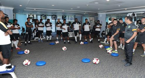 الأخضر يؤدي تدريبه الرسمي الأول استعداداً لمواجهة أسود الرافدين.. صور